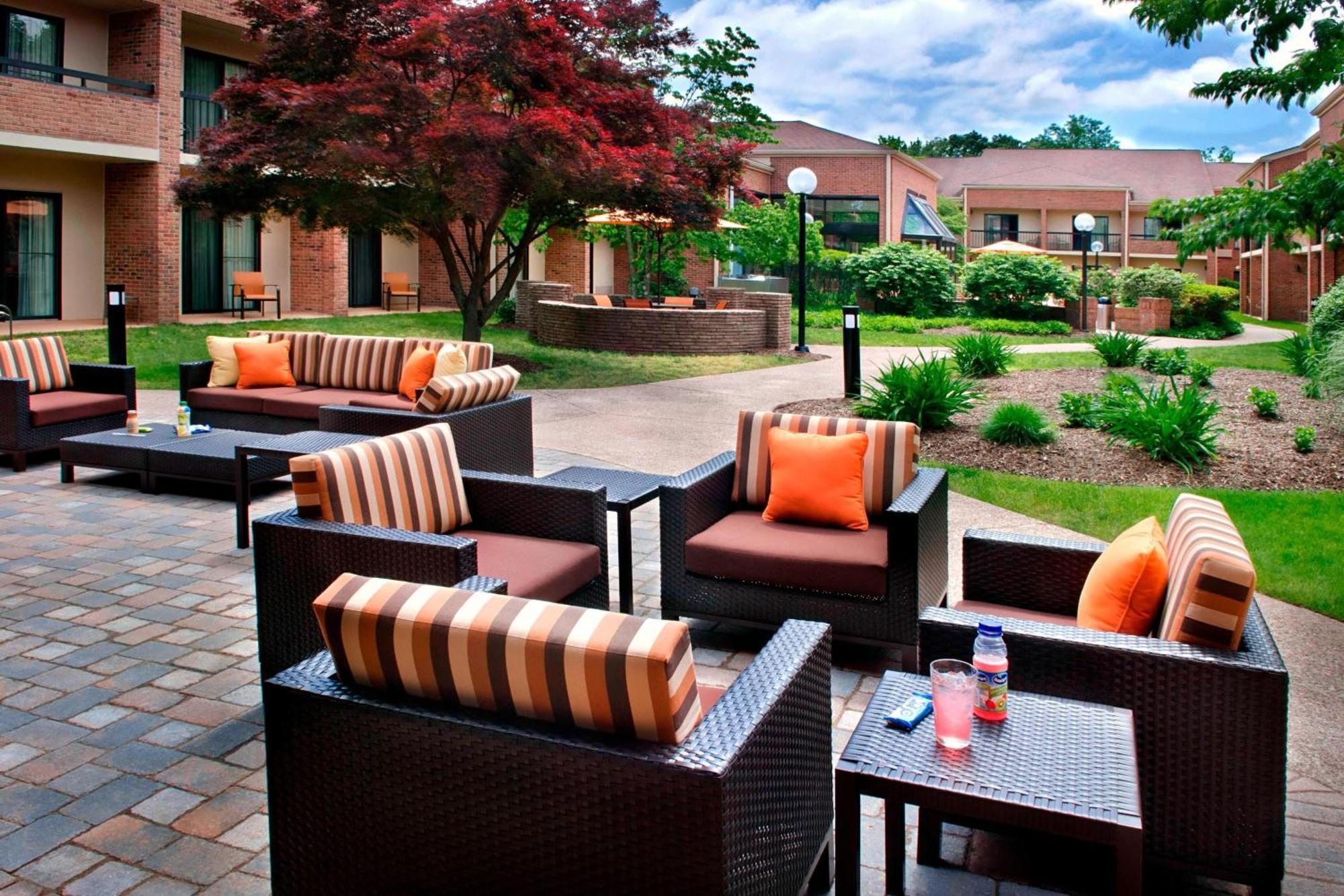 Courtyard By Marriott Hartford Windsor Airport Hotel Luaran gambar