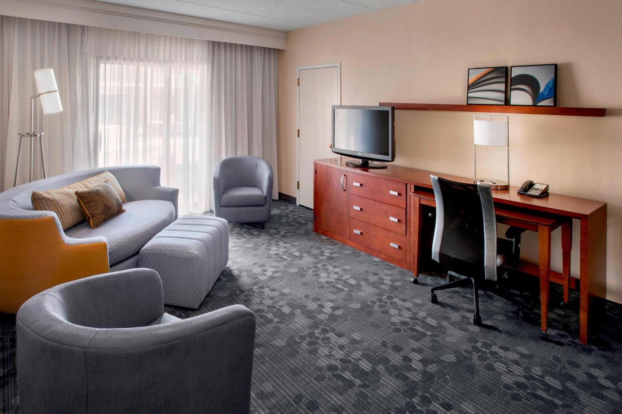 Courtyard By Marriott Hartford Windsor Airport Hotel Luaran gambar