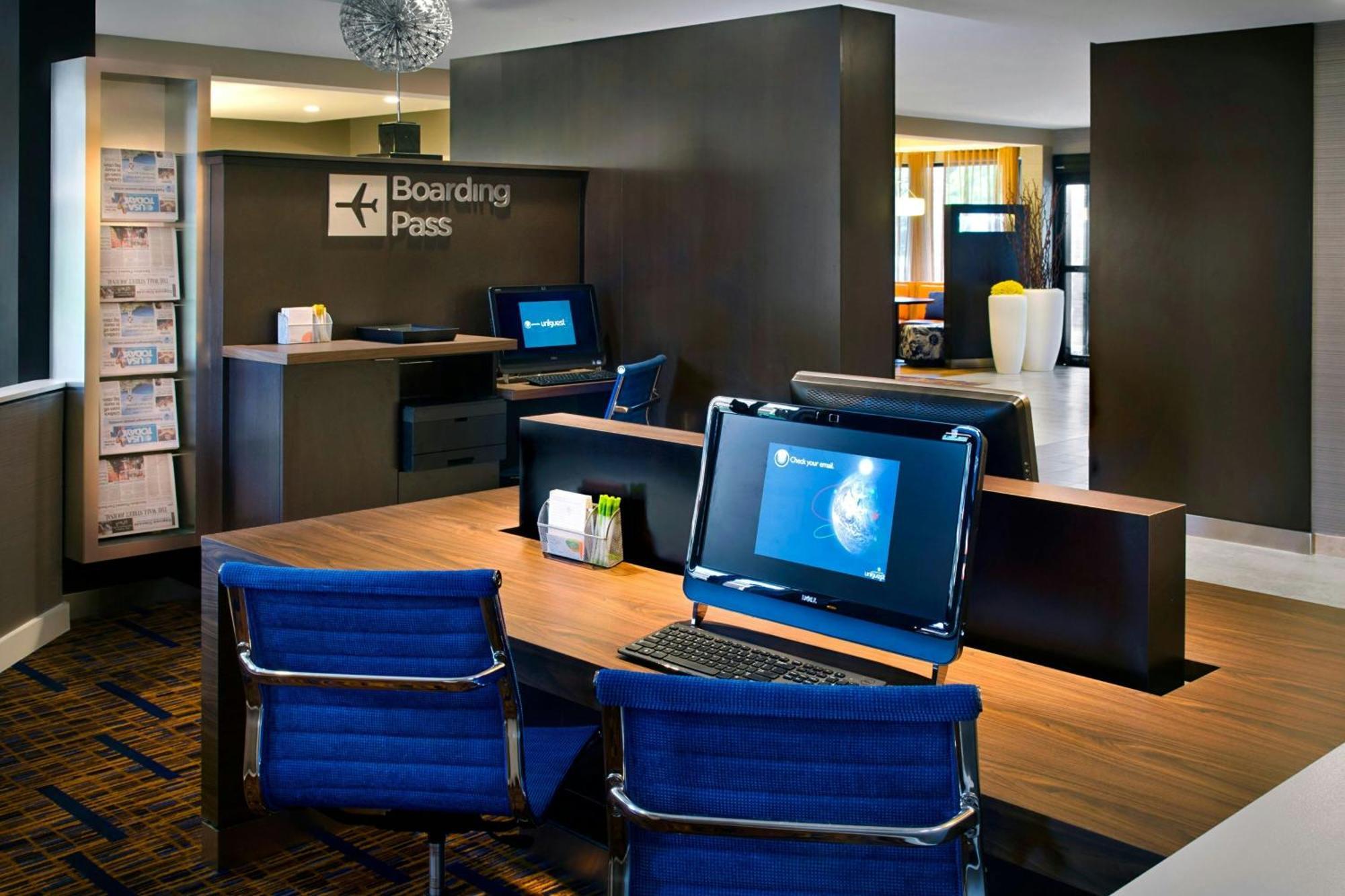 Courtyard By Marriott Hartford Windsor Airport Hotel Luaran gambar